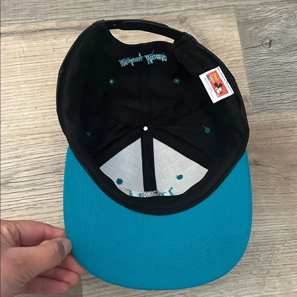 Vintage 90s Mickey Mouse Snapback Baseball cap
